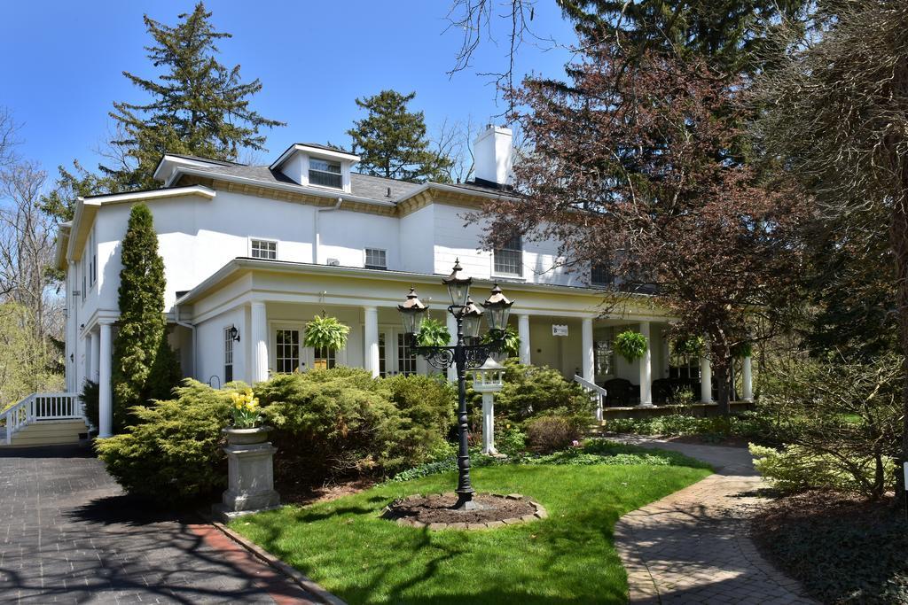 Brockamour Manor Bed And Breakfast Niagara-on-the-Lake Kültér fotó